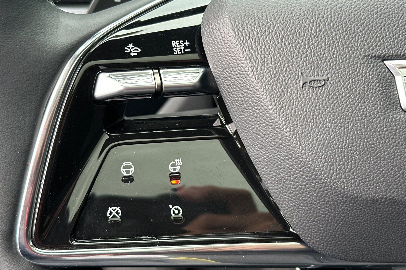 2025 Cadillac LYRIQ Sport 2