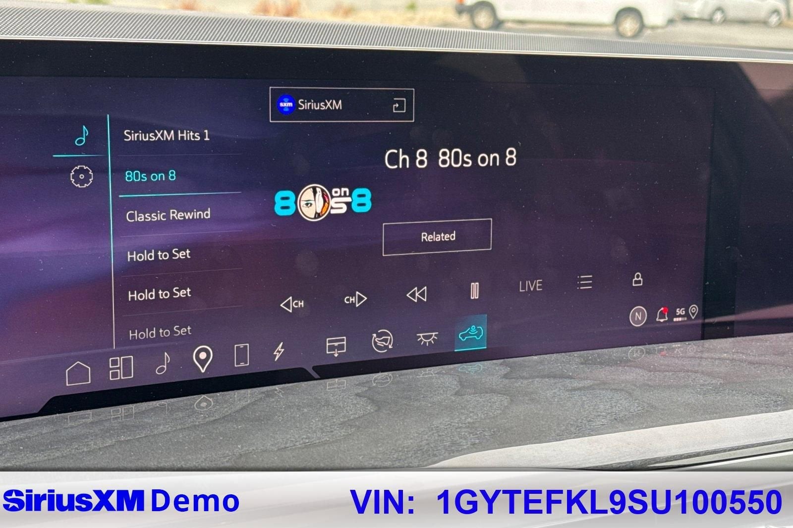 2025 Cadillac ESCALADE IQ Sport 2