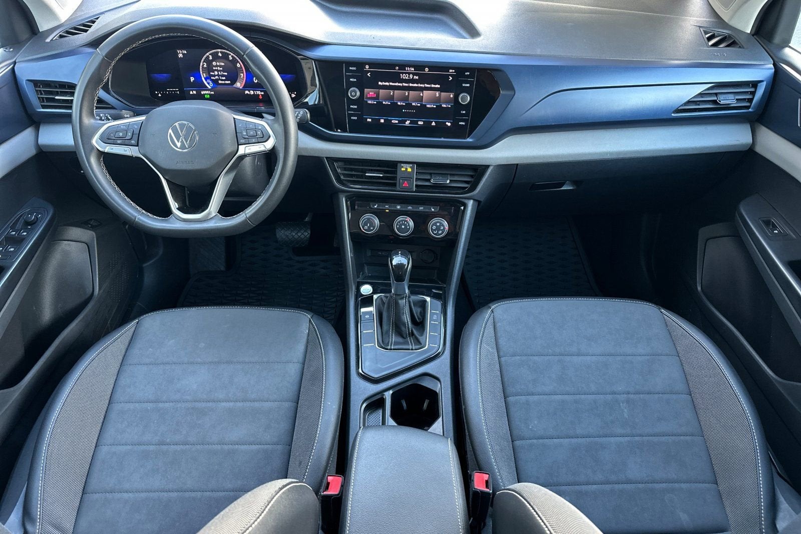 2023 Volkswagen Taos SE