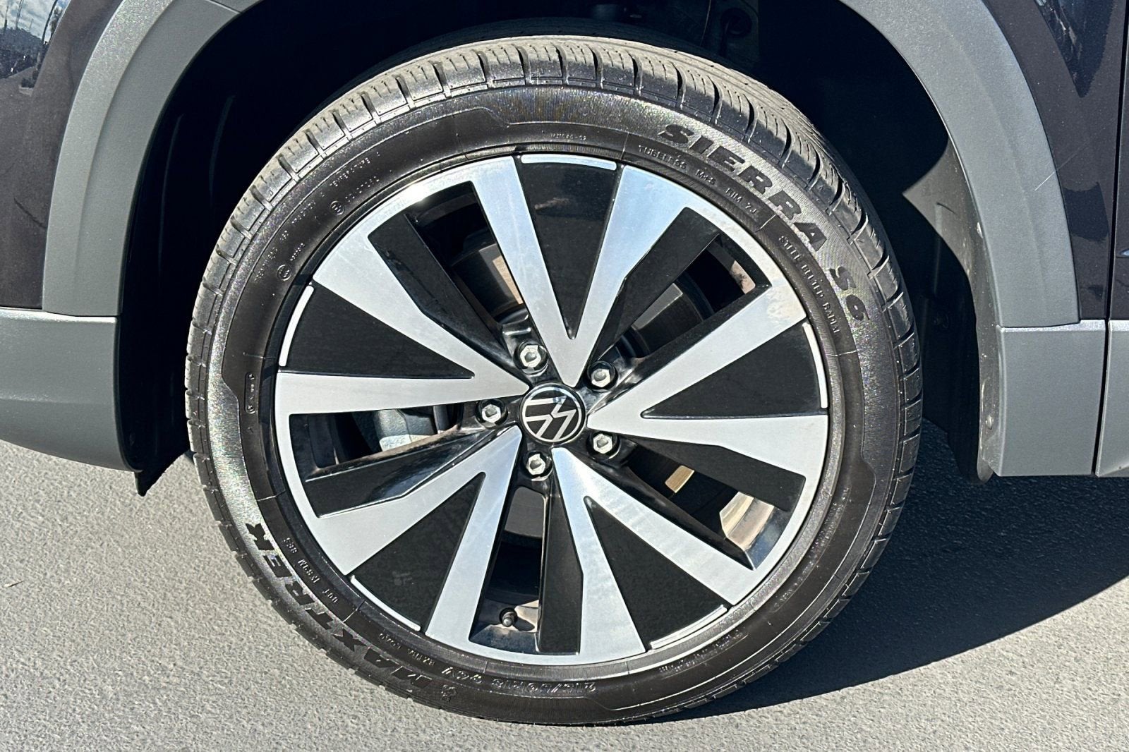 2023 Volkswagen Taos SE