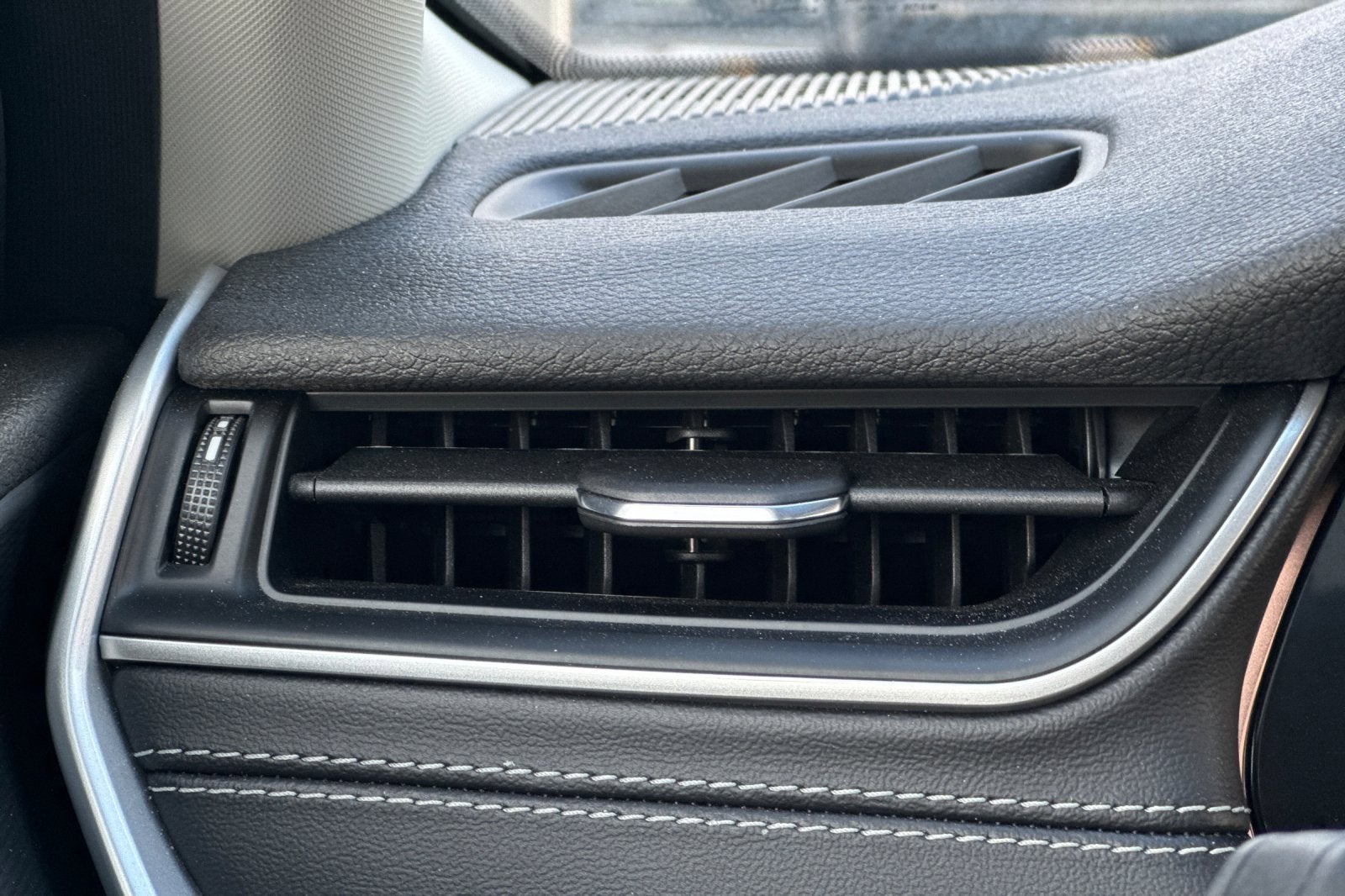 2024 Jeep Grand Cherokee Laredo X