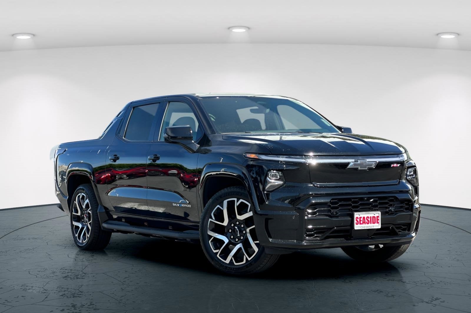 2025 Chevrolet Silverado EV RST's photo