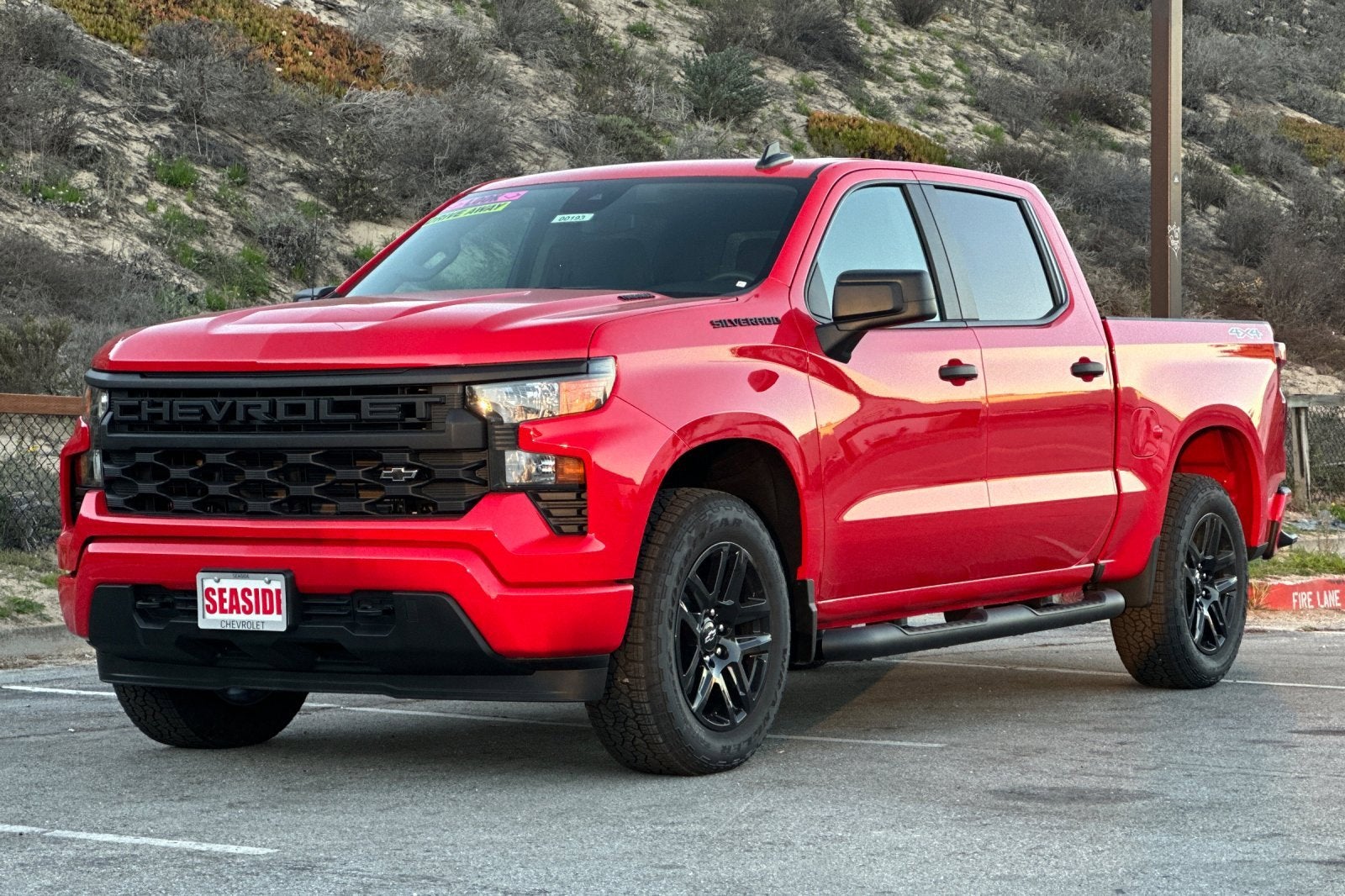 2025 Chevrolet Silverado 1500 Custom