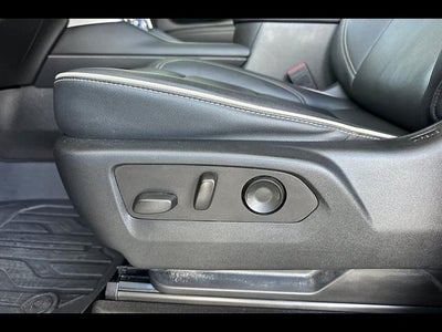 2022 GMC Yukon XL SLT