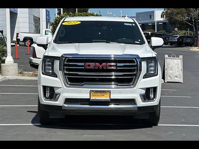 2022 GMC Yukon XL SLT