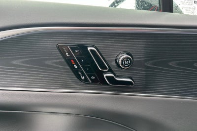 2025 Cadillac LYRIQ Sport 2