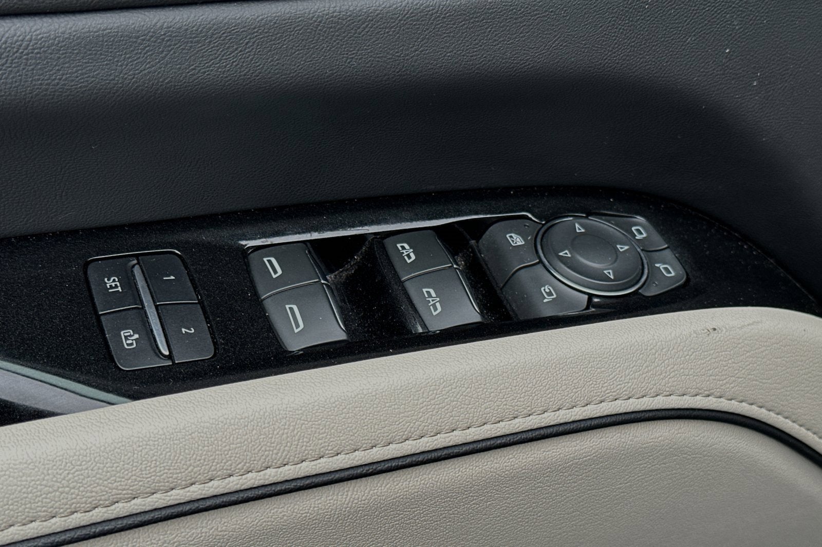 2023 Cadillac Escalade ESV Sport