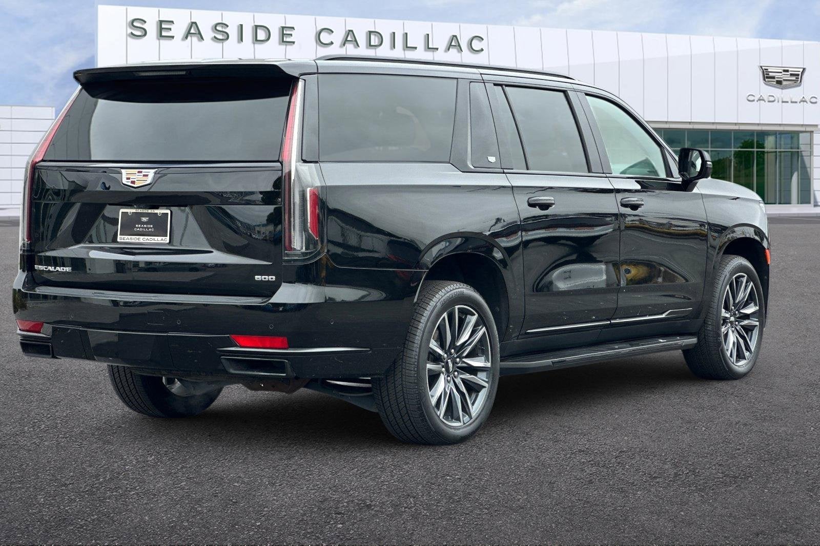 2023 Cadillac Escalade ESV Sport