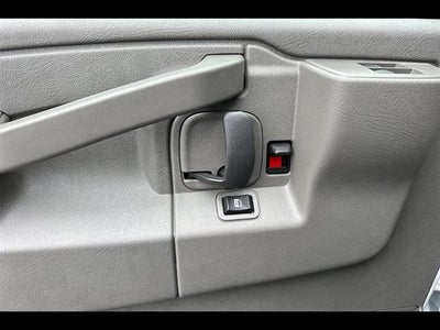 2026 Chevrolet Express Cutaway 3500 1WT