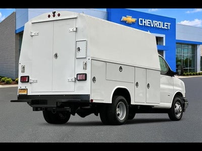 2026 Chevrolet Express Cutaway 3500 1WT