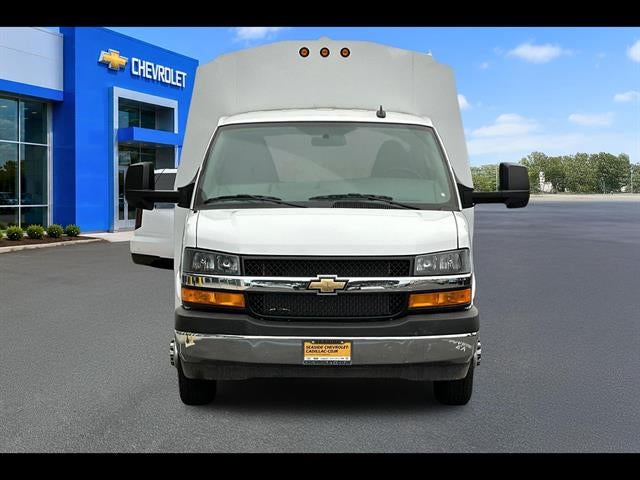 2026 Chevrolet Express Cutaway 3500 1WT