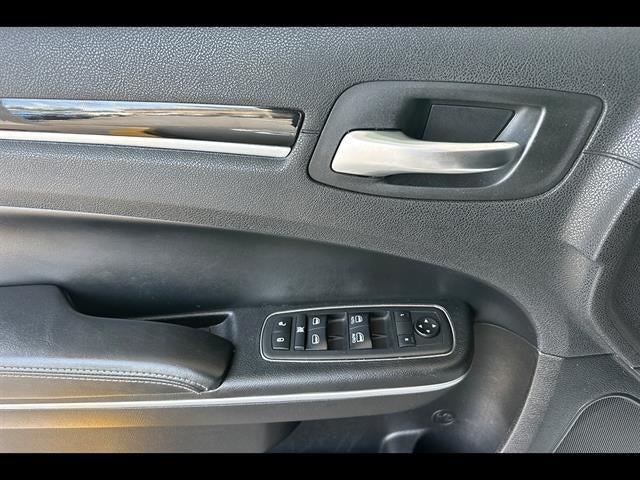 2019 Chrysler 300 300S