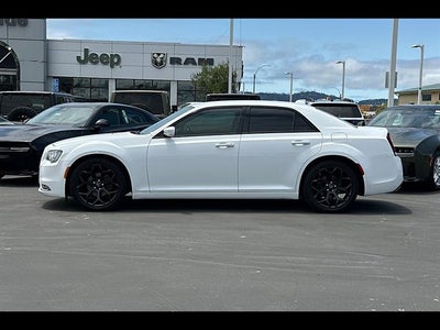 2019 Chrysler 300 300S