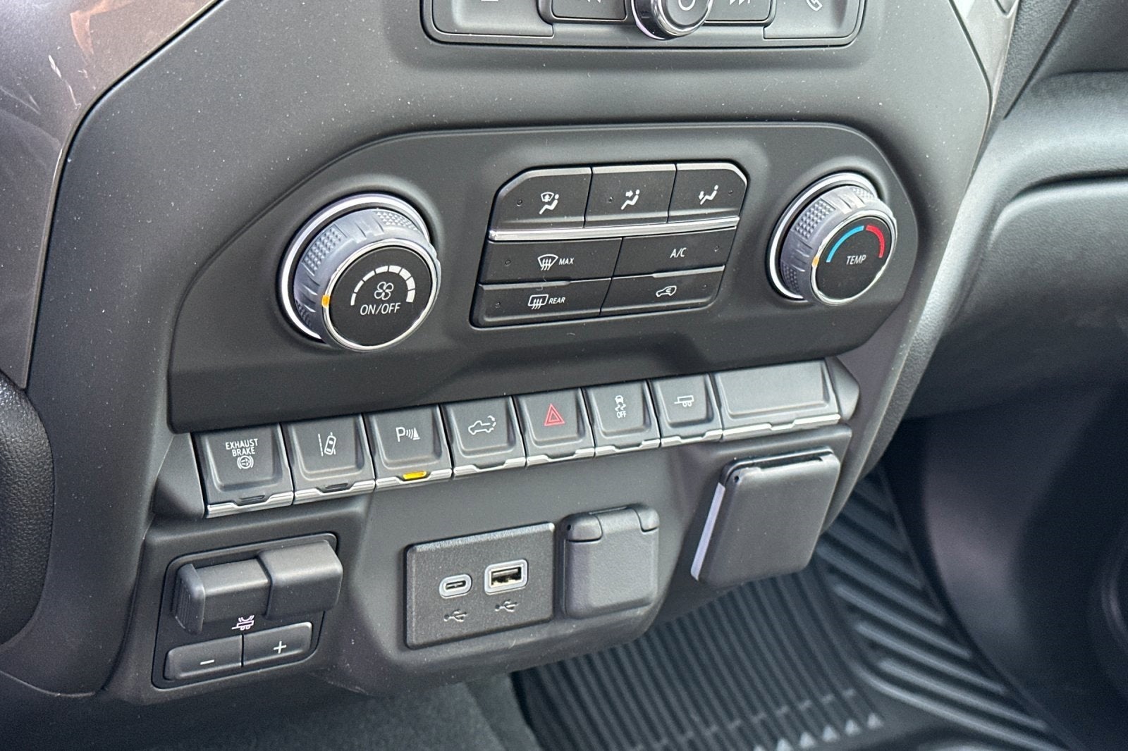 2025 Chevrolet Silverado 2500 HD Custom