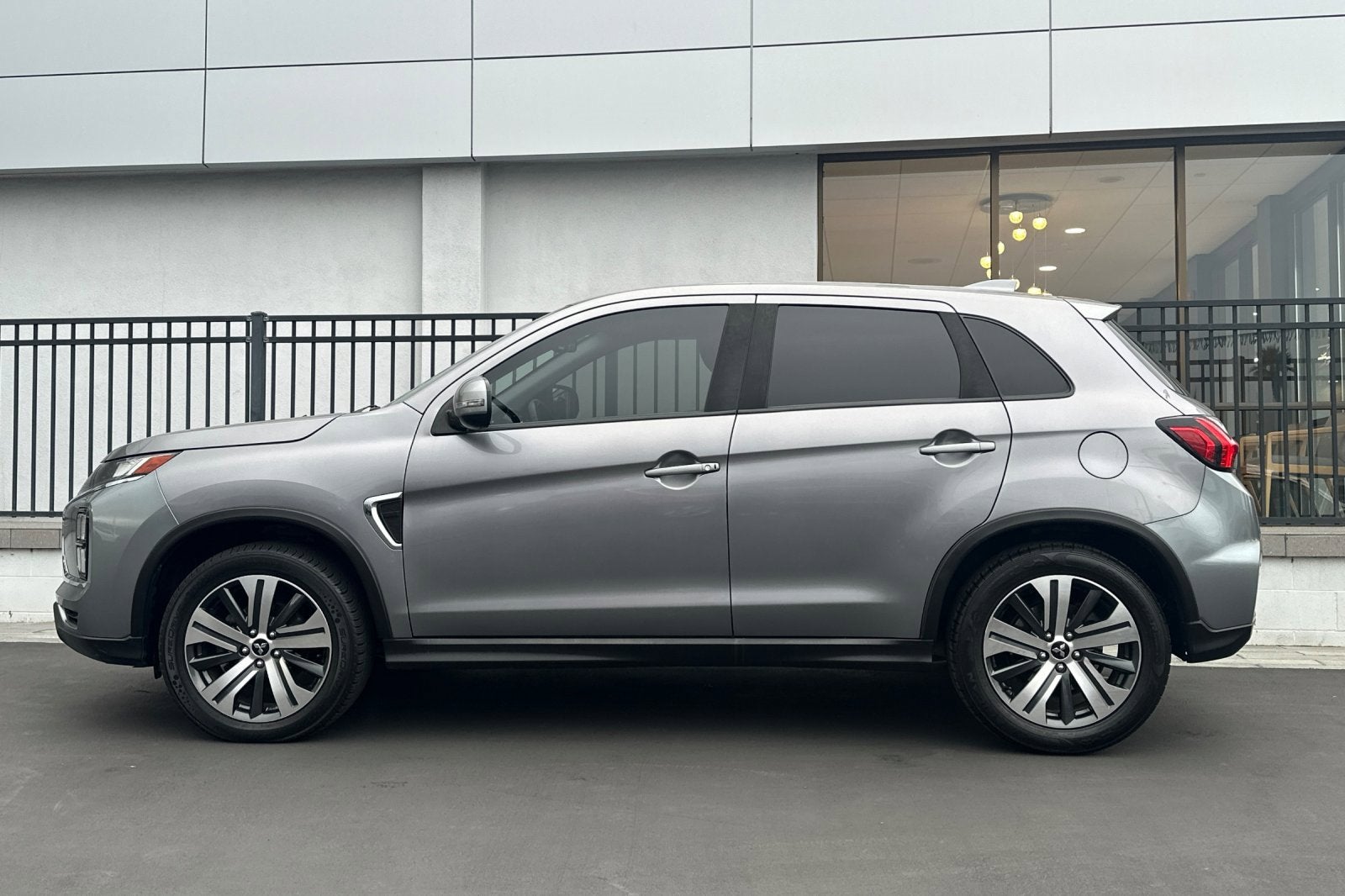 2020 Mitsubishi Outlander Sport SE 2.0