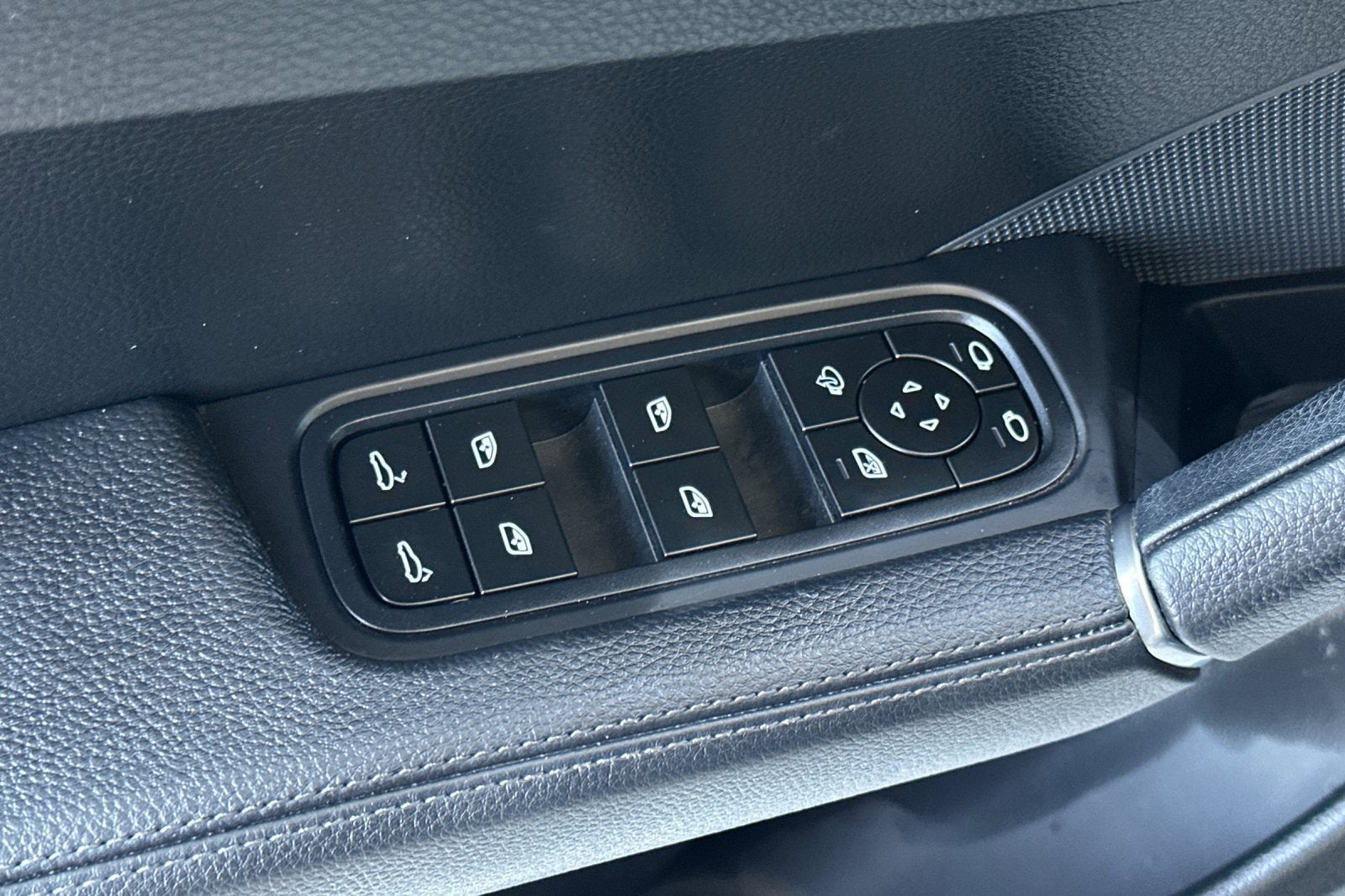 2023 Porsche Cayenne S