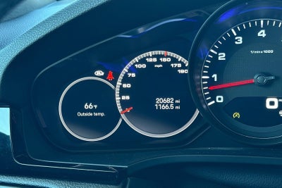 2023 Porsche Cayenne S