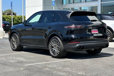 2023 Porsche Cayenne S